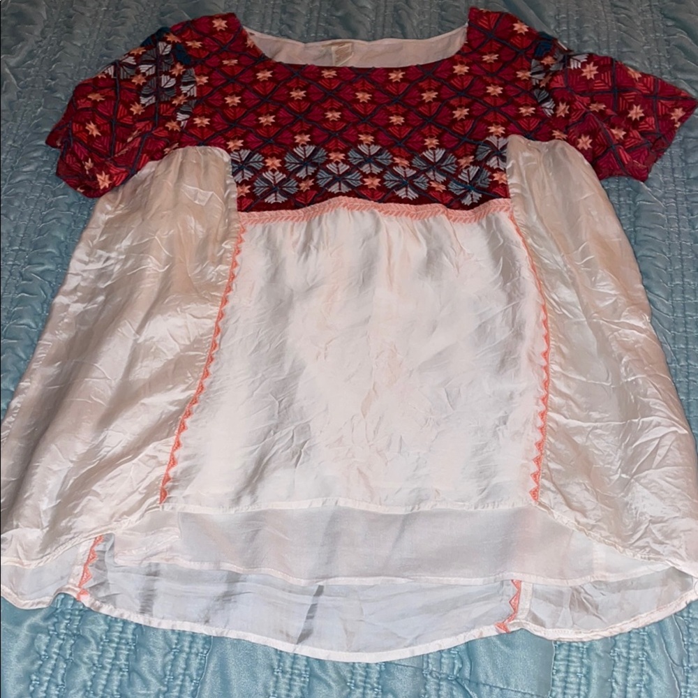 Sundance Embroidered Red and White Top